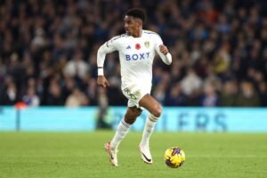 Junior Firpo is set to become one of Leeds United’s highest earners if the club secures promotion to the Premier League