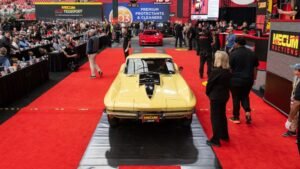 Mecum Glendale tops $54 million in total sales