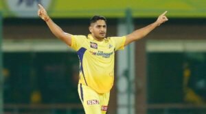 CSK dismantle KKR to return to winning ways